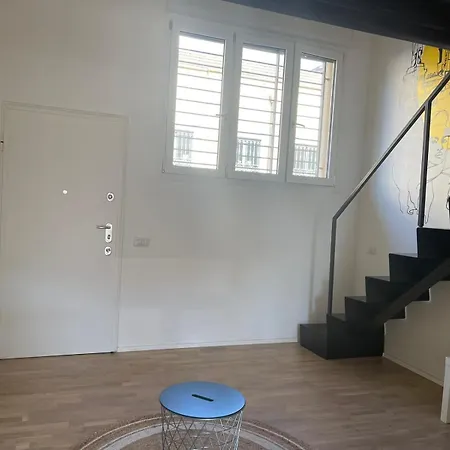 Miki's Milán